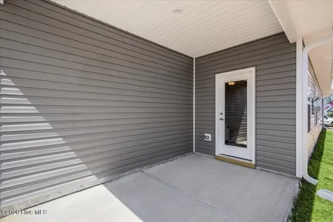 819 Hidden Bridge Drive Jacksonville NC 28546