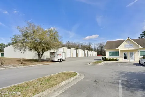 306 S Jimmies Creek Drive New Bern NC 28562