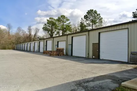 306 S Jimmies Creek Drive New Bern NC 28562