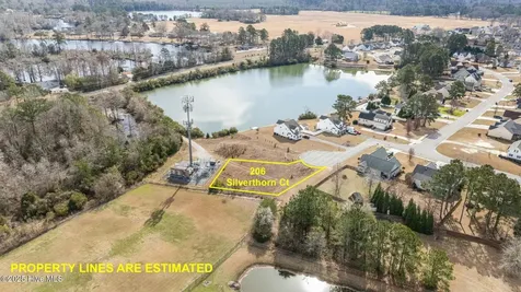 206 Silverthorn Court New Bern NC 28560