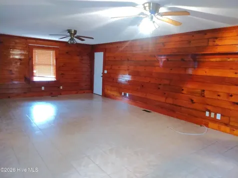 112 Abbey Frank Street La Grange NC 28551