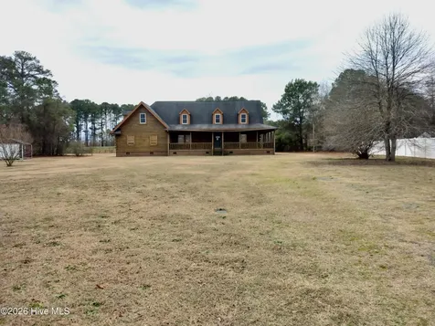 112 Abbey Frank Street La Grange NC 28551