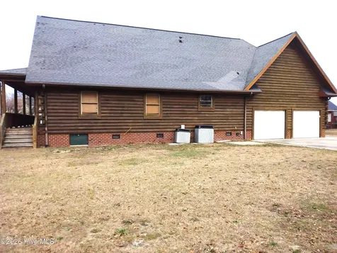 112 Abbey Frank Street La Grange NC 28551