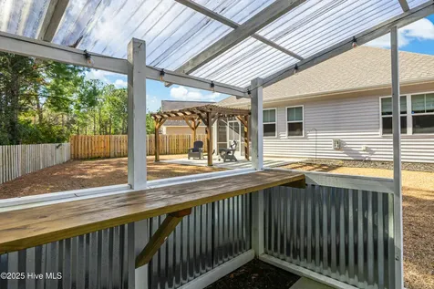 1831 Bards Drive SE Bolivia NC 28422
