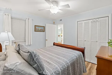 277 W First Street Ocean Isle Beach NC 28469