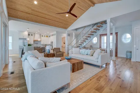 7 S Waterfront Place Hampstead NC 28443
