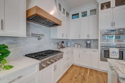 7 S Waterfront Place Hampstead NC 28443