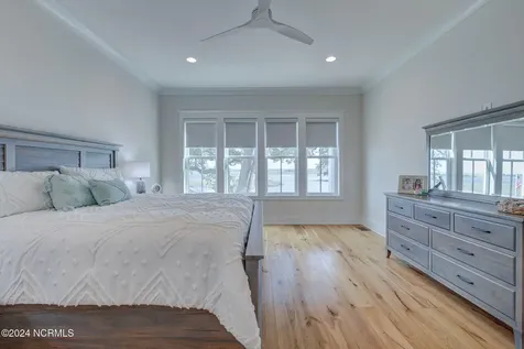 7 S Waterfront Place Hampstead NC 28443