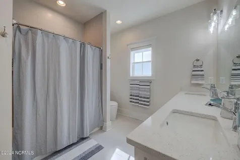 7 S Waterfront Place Hampstead NC 28443