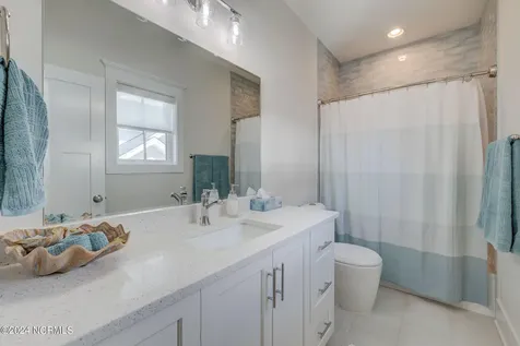 7 S Waterfront Place Hampstead NC 28443