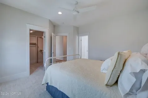 7 S Waterfront Place Hampstead NC 28443