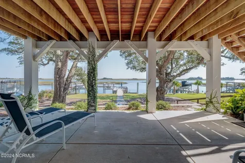 7 S Waterfront Place Hampstead NC 28443