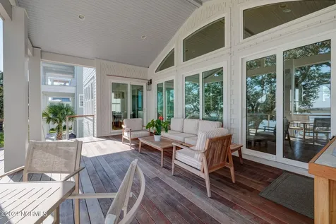 7 S Waterfront Place Hampstead NC 28443