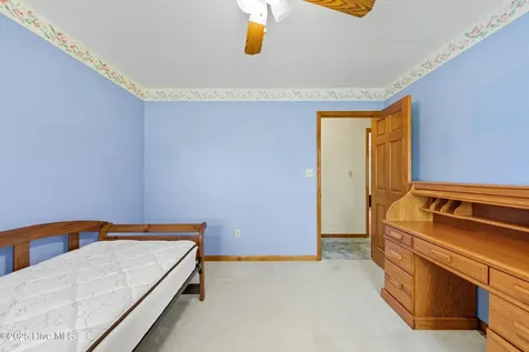 102 Wade Avenue Knotts Island NC 27950