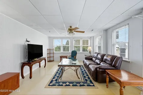 102 Wade Avenue Knotts Island NC 27950