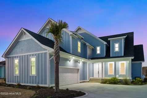 13 E Cannon Cove Hampstead NC 28443