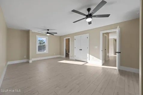 13 E Cannon Cove Hampstead NC 28443