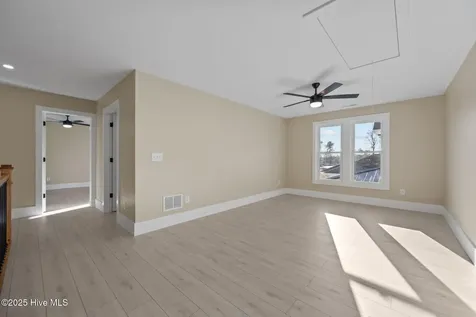 13 E Cannon Cove Hampstead NC 28443