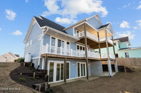 13 E Cannon Cove Hampstead NC 28443