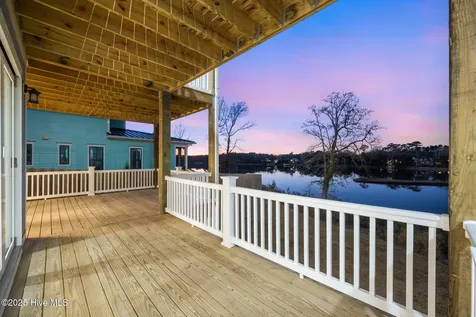 13 E Cannon Cove Hampstead NC 28443