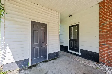 708 Barn Street Jacksonville NC 28540