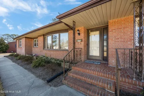 205 Fenton Place Jacksonville NC 28540