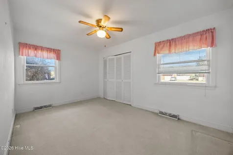 205 Fenton Place Jacksonville NC 28540