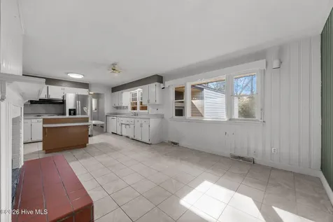 205 Fenton Place Jacksonville NC 28540