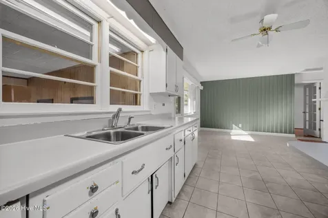 205 Fenton Place Jacksonville NC 28540
