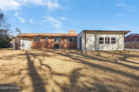 205 Fenton Place Jacksonville NC 28540