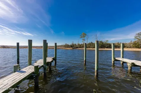 107 Bare Foot Court Havelock NC 28532