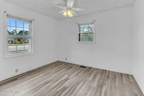 6987 Albert Street Elizabethtown NC 28337
