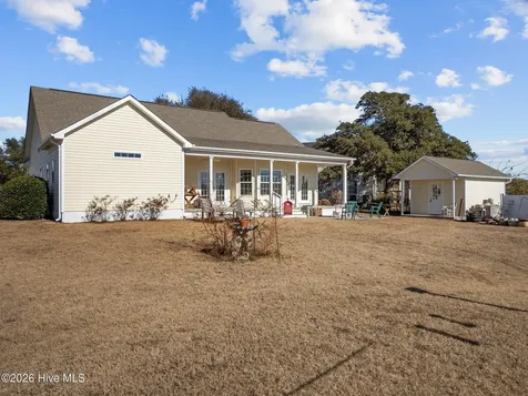 129 Buds Lane Cedar Point NC 28584