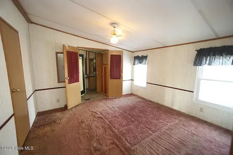 2582 Bakers Chapel Road Smithfield NC 27577