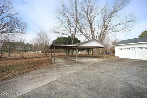 2582 Bakers Chapel Road Smithfield NC 27577