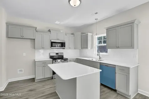 602 S Pebble Branch Court Holly Ridge NC 28445