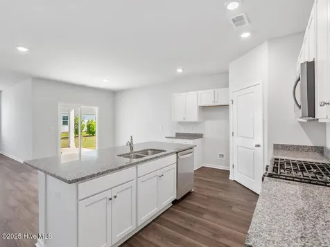 521 Sanderling Court Sneads Ferry NC 28460