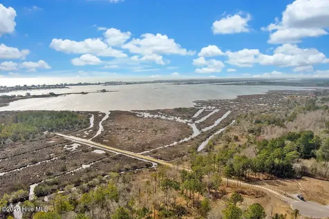 806 Ring Bill Court Sneads Ferry NC 28460