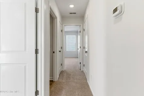 17 E Pioneer Way Hampstead NC 28443