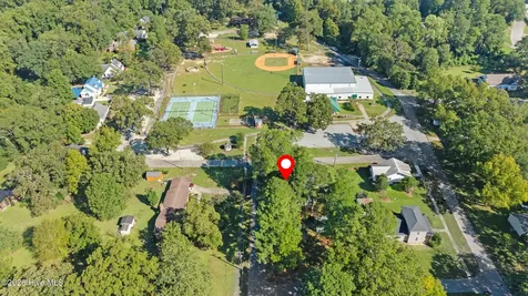 208 N Church Street Faison NC 28341