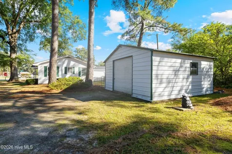 208 N Church Street Faison NC 28341