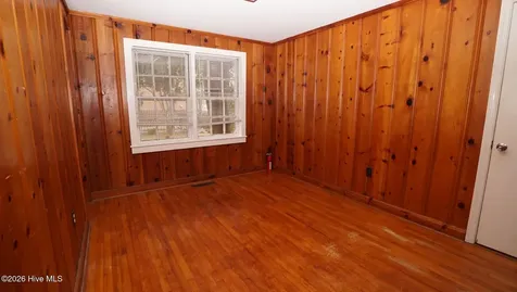 14 Tallman Street Jacksonville NC 28540