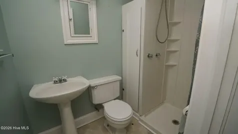 14 Tallman Street Jacksonville NC 28540