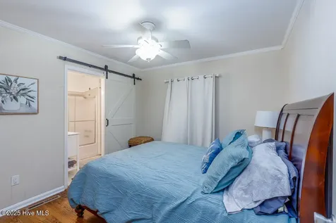 1407 Arendell Street Morehead City NC 28557