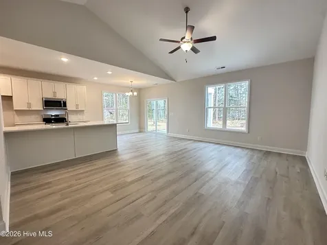 9081 National Avenue NE Leland NC 28451