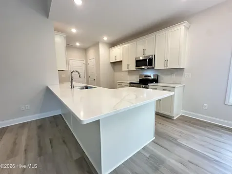9081 National Avenue NE Leland NC 28451
