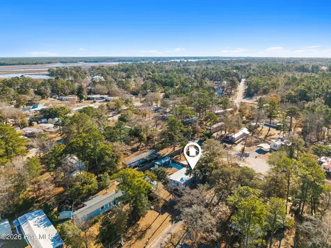 182 Lake Drive SW Supply NC 28462