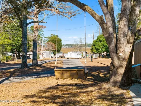 182 Lake Drive SW Supply NC 28462