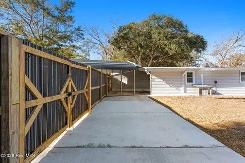 182 Lake Drive SW Supply NC 28462
