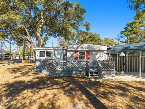 182 Lake Drive SW Supply NC 28462